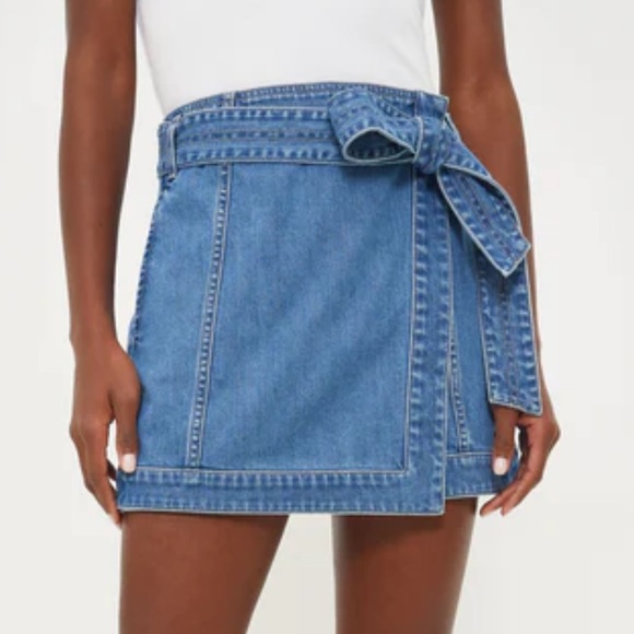 Veronica Beard Pants - Veronica Beard‎ Jeans Bright Lakeshore Agee Skort Bright Lakeside Size 10